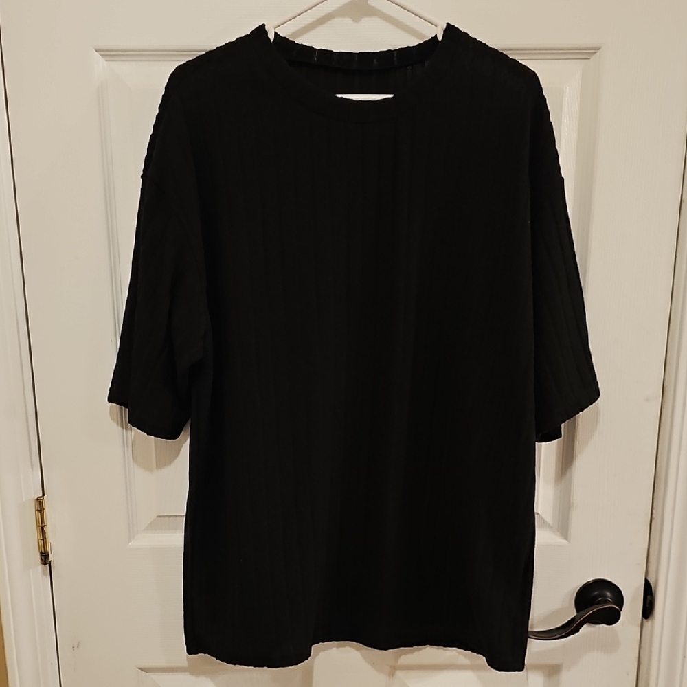 Black Short Sleeve Women's Thin Striped Tee